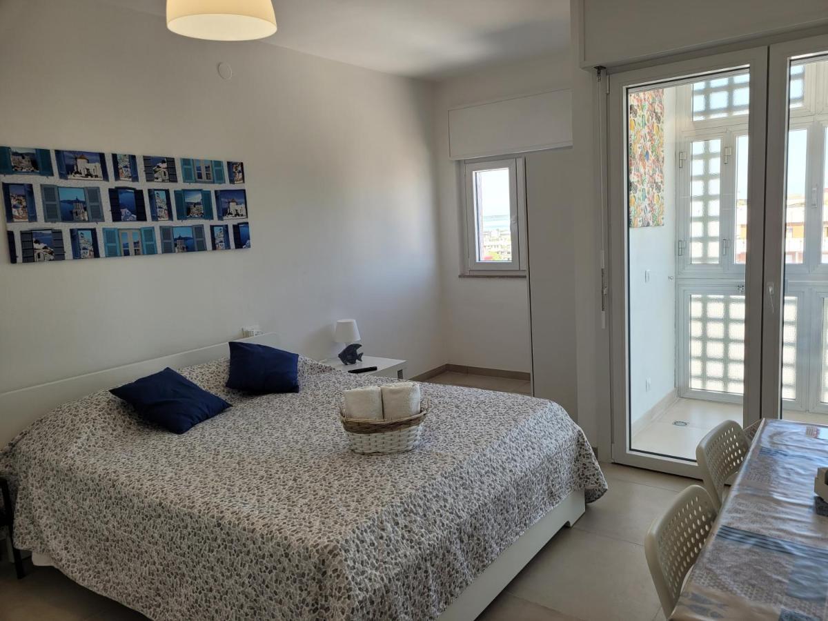 Rosato Double Lagoon & Sunset View Apartment リニャーノ・サッビアドーロ エクステリア 写真