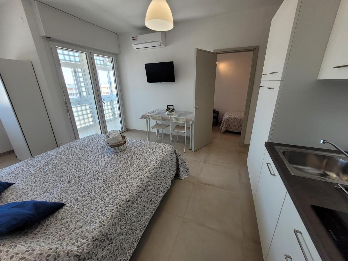 Rosato Double Lagoon & Sunset View Apartment リニャーノ・サッビアドーロ エクステリア 写真